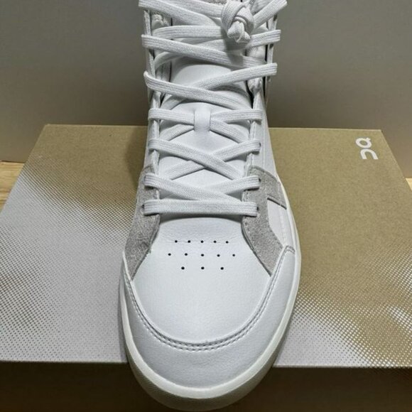 Brand New Oncloud women 9  Roger Clubhouse Mid sensa shoes sand/white 98.98327 - Picture 7 of 7